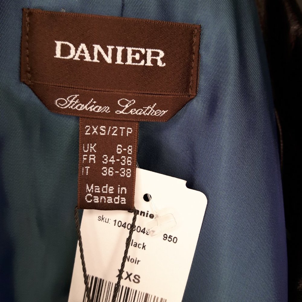 SOLD Danier Leather Jacket Black New with Tags - Picture 3 of 5